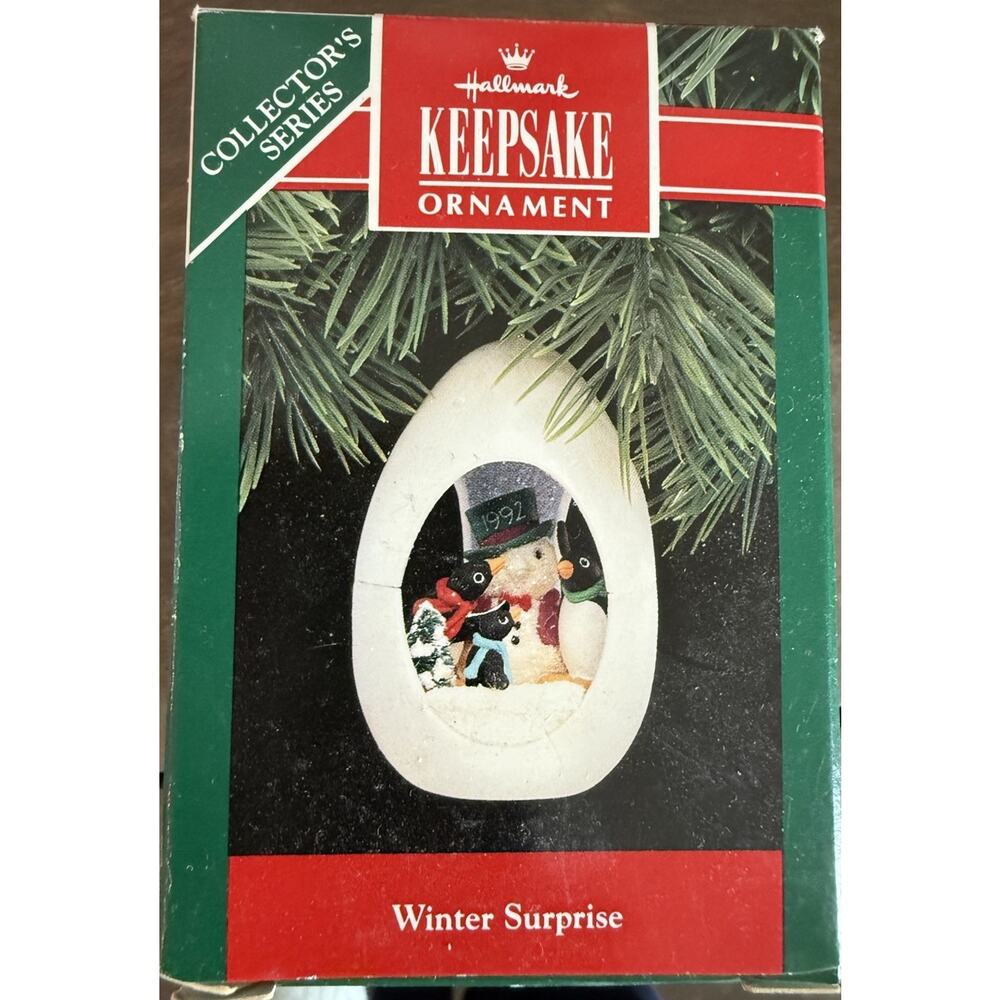 Hallmark Winter Surprise Penguin Ornament 1992 Series #4 w/ Box - Picture 2 of 4